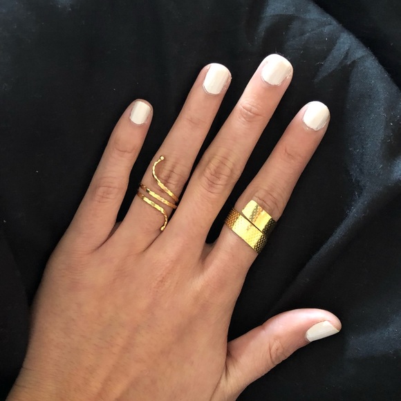 Rings - Picture 1 of 2